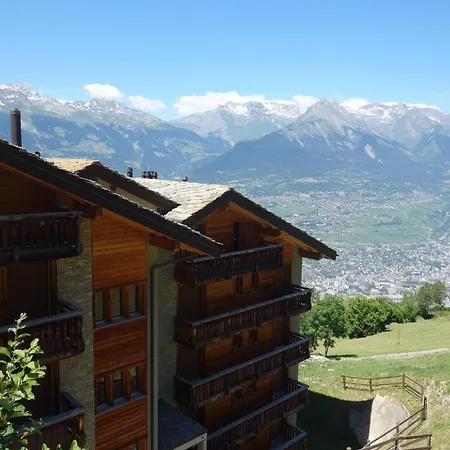 公寓 Spacious With Fireplace *